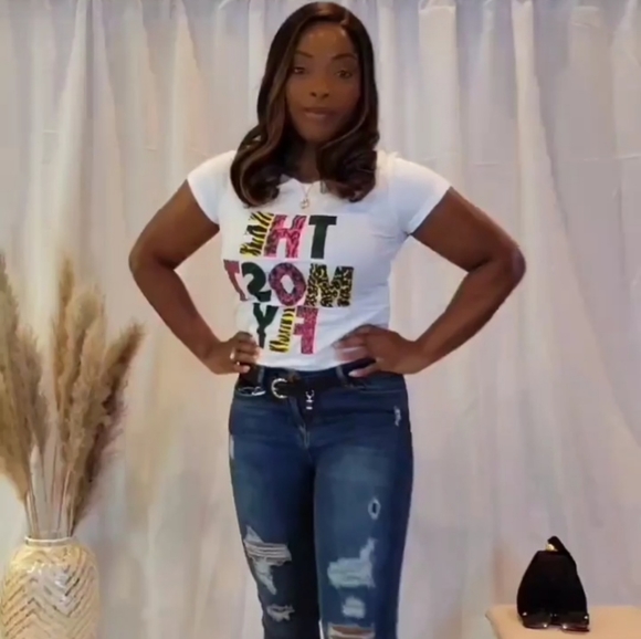 White Tee Shirt - Picture 2 of 3